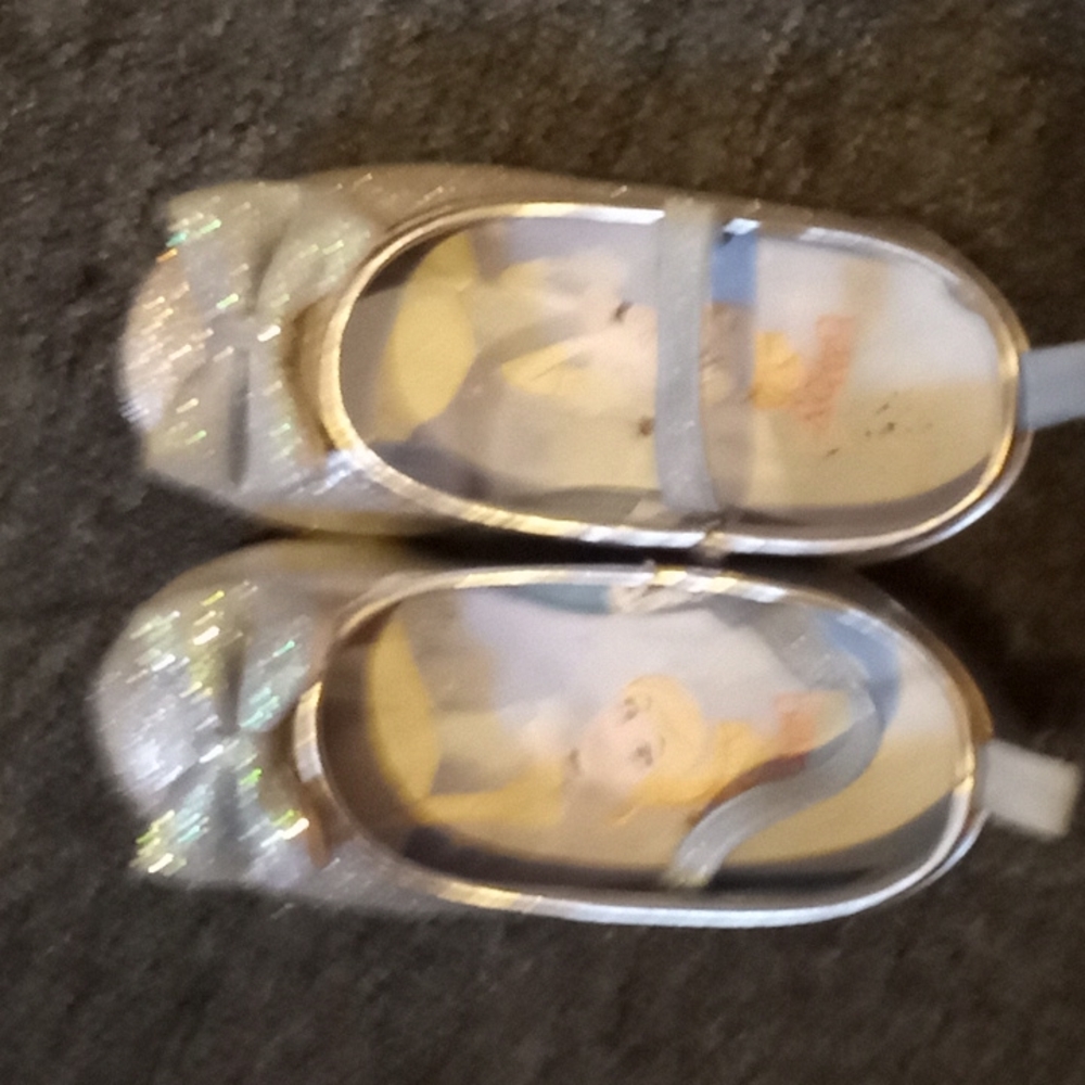 Dress shoes
